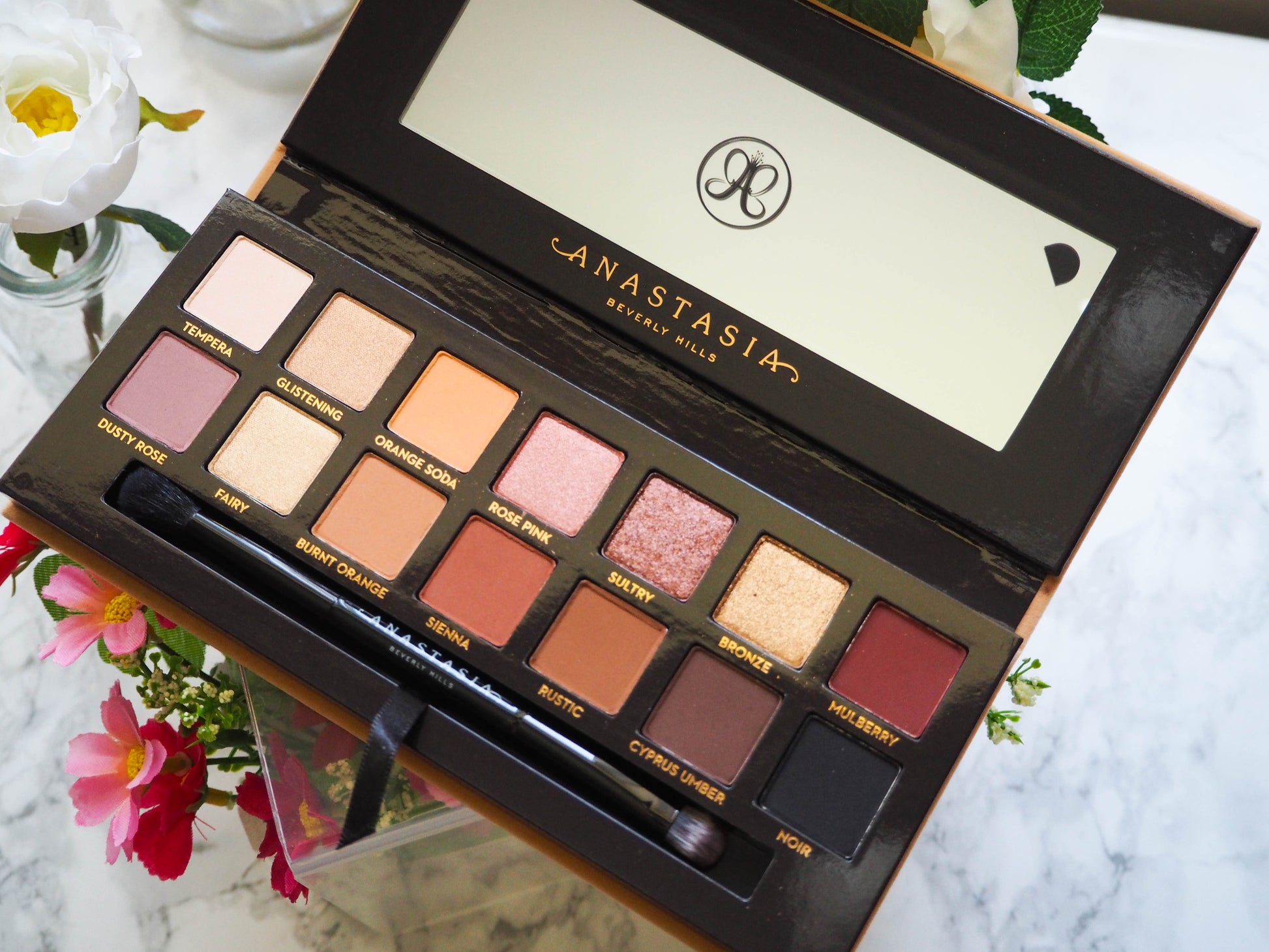 Anastasia Beverly Hills  Soft Glam & Modern Renaissance Eyeshadow Palette® - Aurea