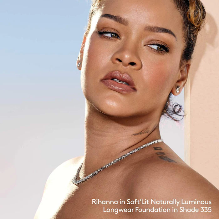 Fenty Beauty - Soft'Lit Naturally Luminous Hydrating Longwear Foundation®