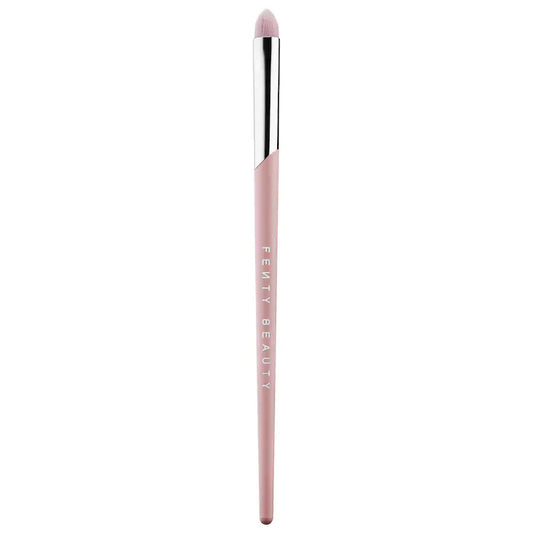 Fenty Beauty - Precise Definition Eyeshadow Brush 220®