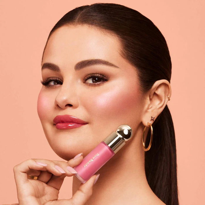 Rare Beauty מאת Selena Gomez Soft Pinch Liquid Blush Radiant finish®