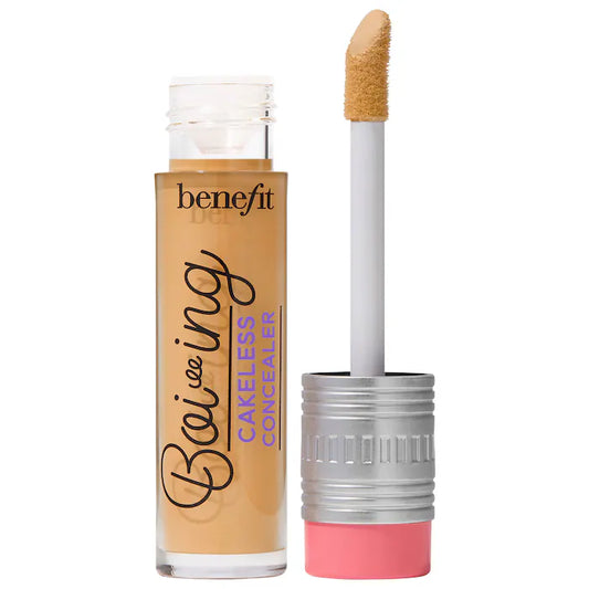 Benefit Cosmetics - كريم إخفاء العيوب السائل المقاوم للماء Boi-ing Cakeless®