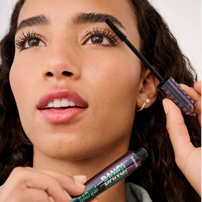 ماسكارا BADgal BANG! Volumizing Waterproof Mascara® من Benefit Cosmetics